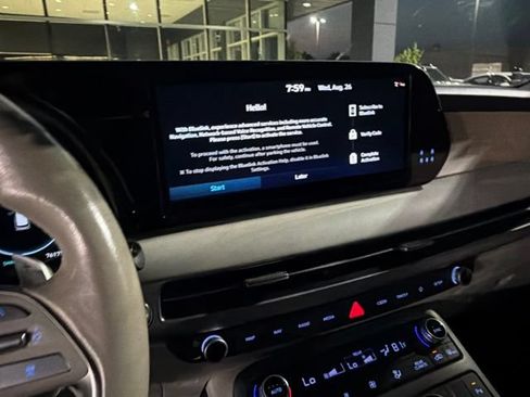 Used 2023 Hyundai Palisade Limited FWD image 14