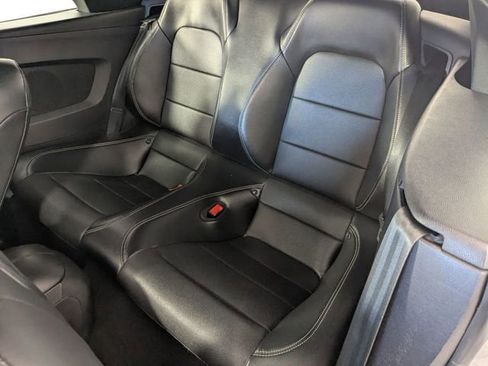 Used 2020 Ford Mustang GT Premium image 25