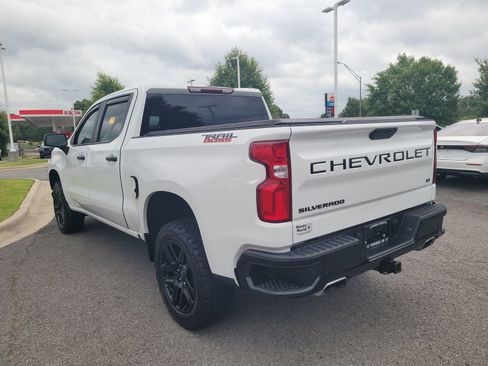 Used 2022 Chevrolet Silverado 1500 LT Trail Boss w/ Safety Package AWD/4WD image 5