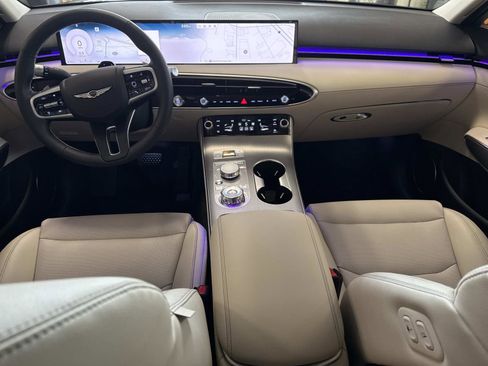 New 2026 Genesis GV70 2.5T Select image 17