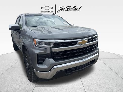 Used 2023 Chevrolet Silverado 1500 LT image 3