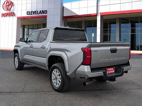 Used 2024 Toyota Tacoma SR5 image 4