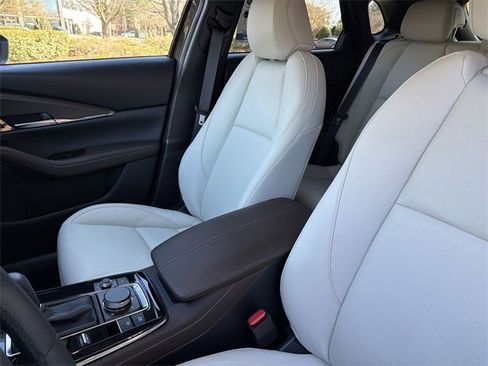 Certified 2025 MAZDA CX-30 AWD 2.5 S w/ Premium Package image 21