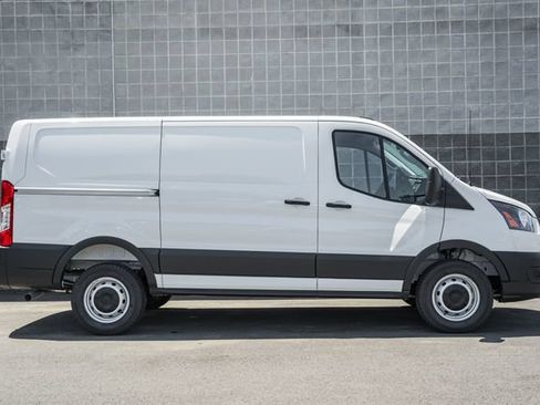 New 2026 Ford Transit 250 Low Roof RWD image 4