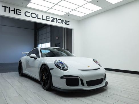 Used 2016 Porsche 911 GT3 RWD image 1