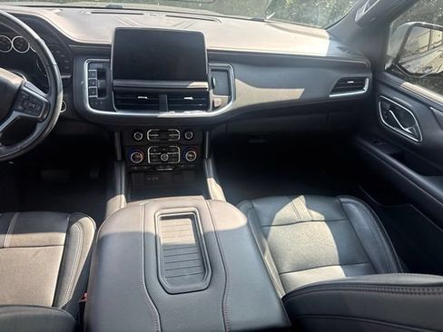 Used 2021 Chevrolet Tahoe RST w/ Luxury Package AWD/4WD image 21