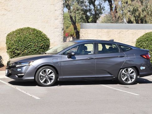 Used 2021 Honda Clarity Plug-In Hybrid image 5