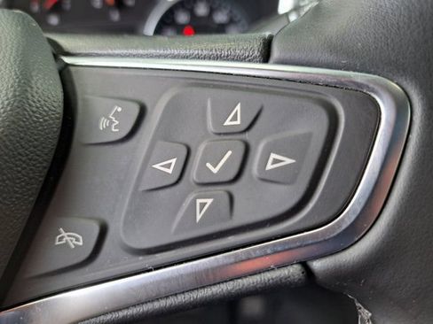 Used 2024 Chevrolet Equinox LT FWD image 23
