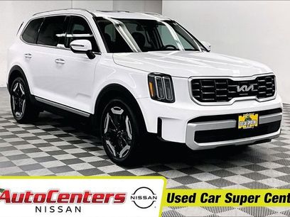 Used 2025 Kia Telluride S