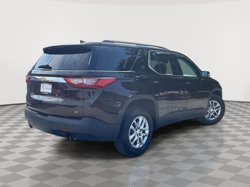 Used 2020 Chevrolet Traverse LT image 5