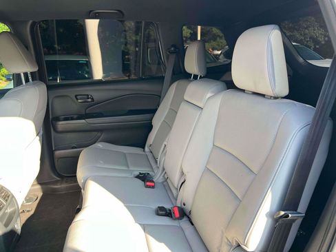 Used 2023 Honda Passport EX-L image 28
