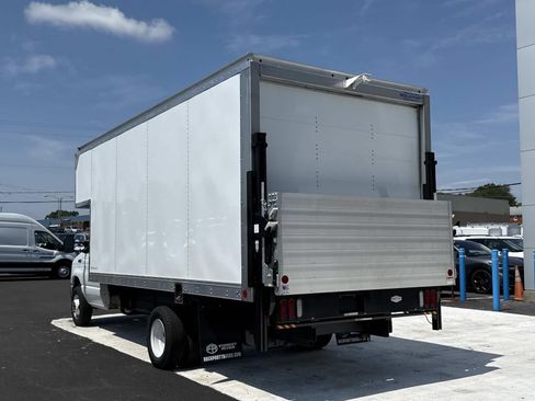 New 2027 Ford E-450 and Econoline 450 Super Duty w/ Power Equipment Group RWD image 5