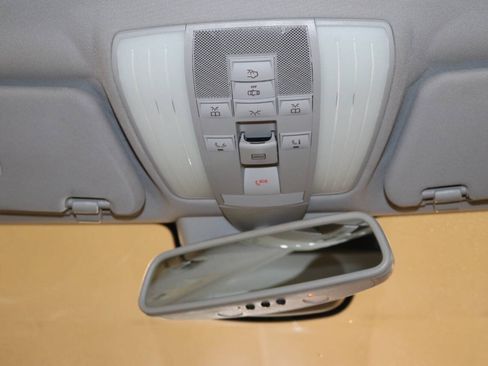 Used 2015 Mercedes-Benz E 350 Sedan image 94