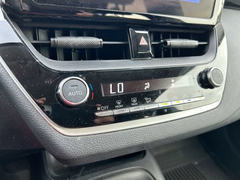 Used 2023 Toyota Corolla LE FWD image 22