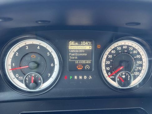 Used 2014 RAM 1500 Tradesman w/ Popular Equipment Group AWD/4WD image 31