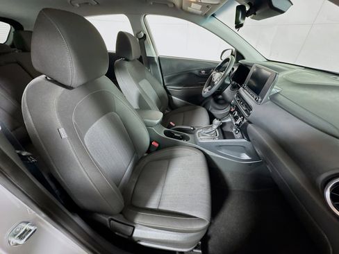 Used 2023 Hyundai Kona SEL AWD/4WD image 25