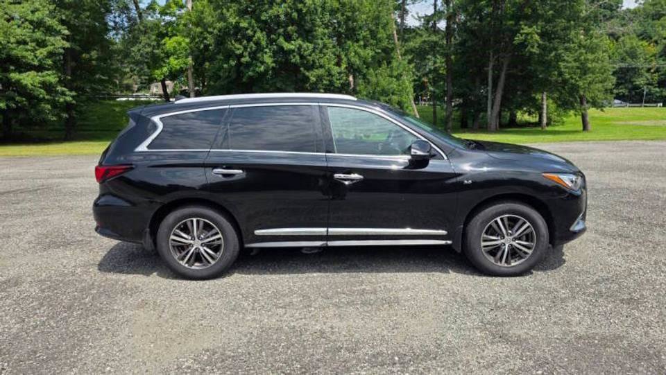 Used 2016 INFINITI QX60 Luxe AWD/4WD image 5
