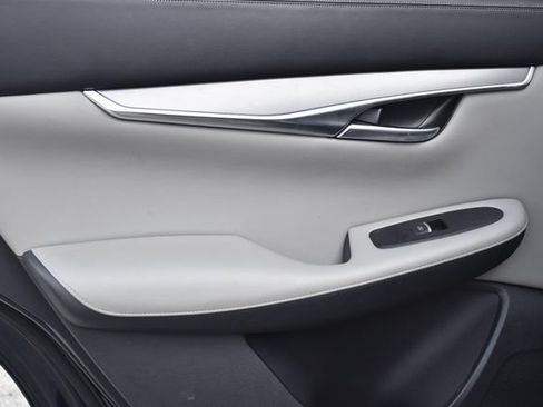 Used 2023 INFINITI QX50 Luxe w/ Accent Package FWD image 25