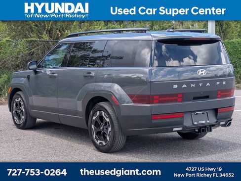 Certified 2025 Hyundai Santa Fe SEL FWD image 3