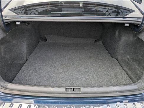 Used 2022 Volkswagen Passat 2.0T SE image 19