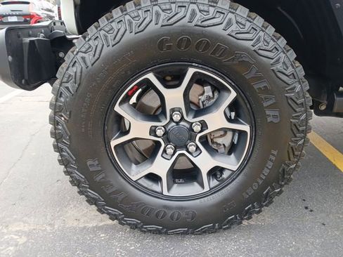 Used 2018 Jeep Wrangler Unlimited Rubicon w/ Safety Group AWD/4WD image 29