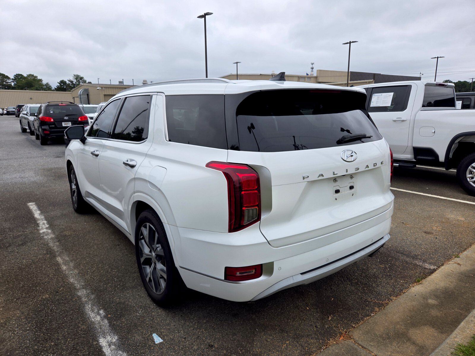 Used 2022 Hyundai Palisade Limited FWD image 10