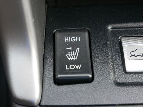 Used 2014 Subaru Forester 2.5i Limited w/ Popular Package #2 image 32