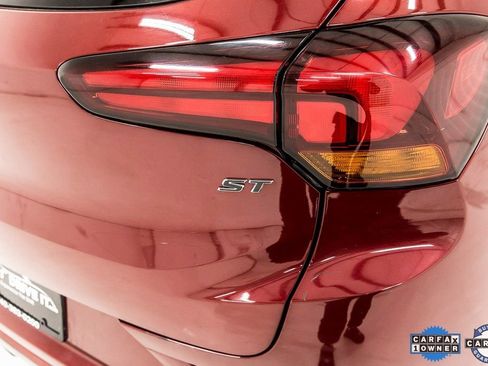 Used 2022 Buick Encore GX Select w/ Sport Touring Package image 7