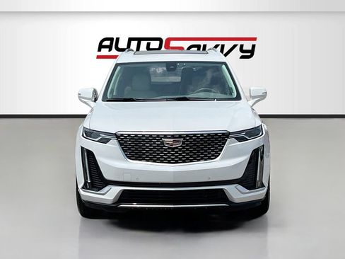 Used 2024 Cadillac XT6 Premium Luxury AWD/4WD image 2