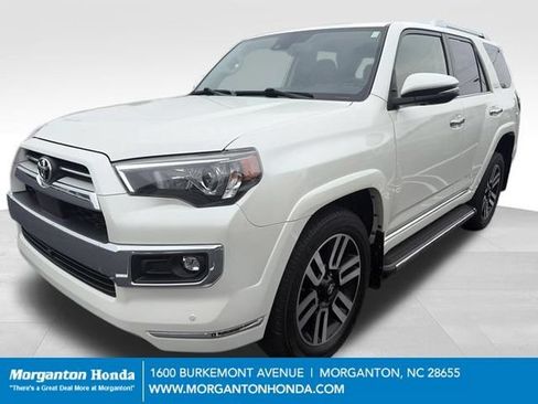 Used 2022 Toyota 4Runner Limited AWD/4WD image 3