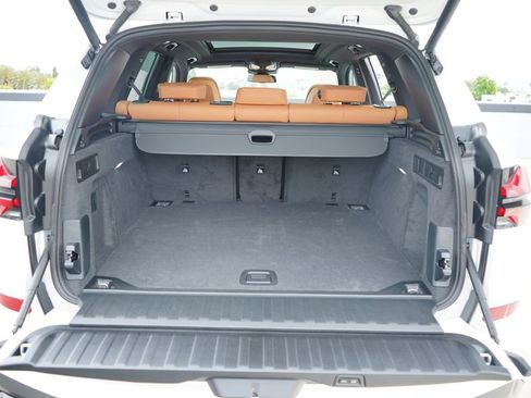 New 2026 BMW X5 M60i w/ Executive Package AWD/4WD image 19