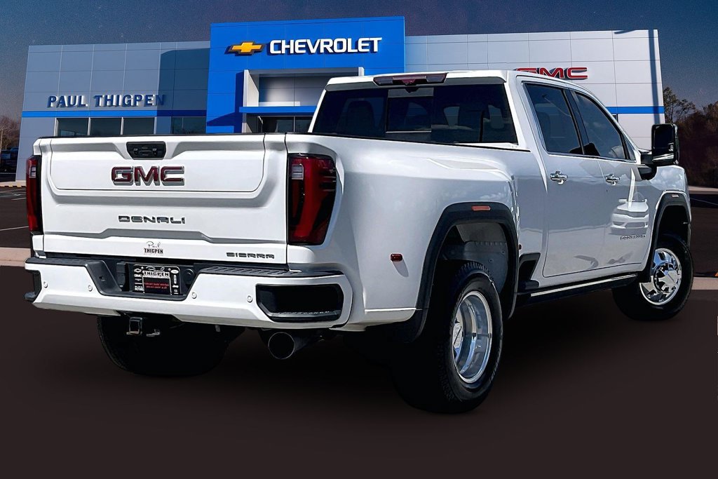 Used 2024 GMC Sierra 3500 Denali w/ Denali Reserve Package AWD/4WD image 7