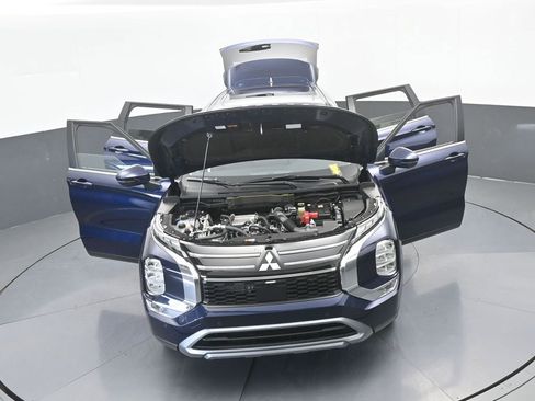 New 2026 Mitsubishi Outlander SE image 72