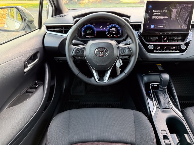 Certified 2026 Toyota Corolla SE w/ SE Package FWD image 25
