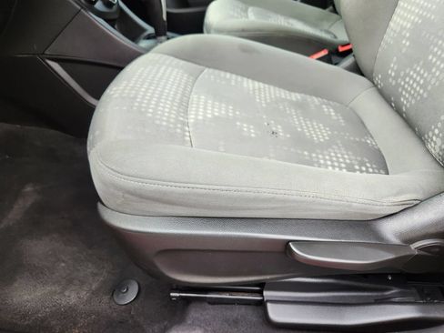Used 2020 Chevrolet Sonic LT FWD image 27
