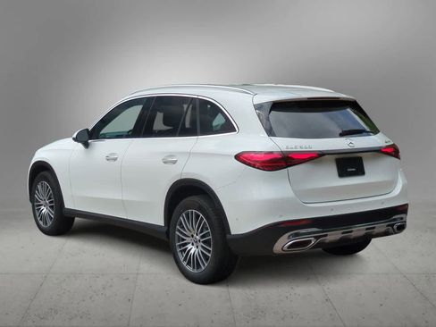 Certified 2025 Mercedes-Benz GLC 300 4MATIC image 6