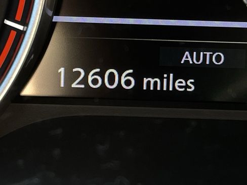 Used 2025 Nissan Rogue SV image 13