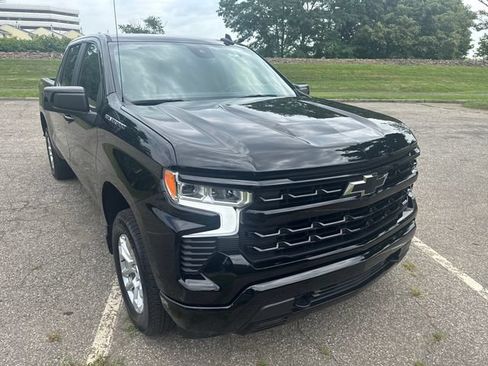 Used 2026 Chevrolet Silverado 1500 RST AWD/4WD image 3