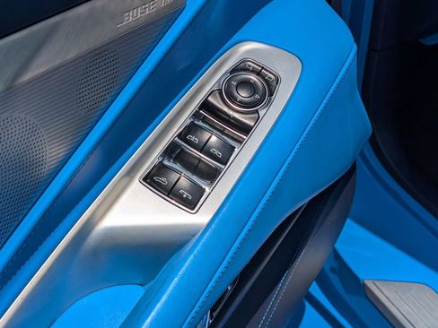 Used 2022 Chevrolet Corvette Stingray Premium Conv w/ Z51 Performance Package RWD image 13