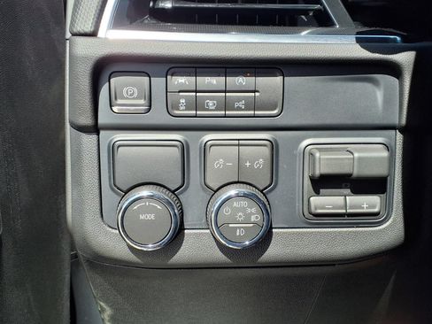 Used 2025 Chevrolet Tahoe RST w/ Comfort Package RWD image 24
