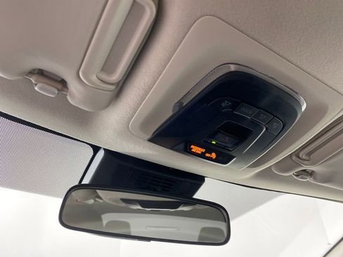 Used 2024 Toyota Corolla LE image 21