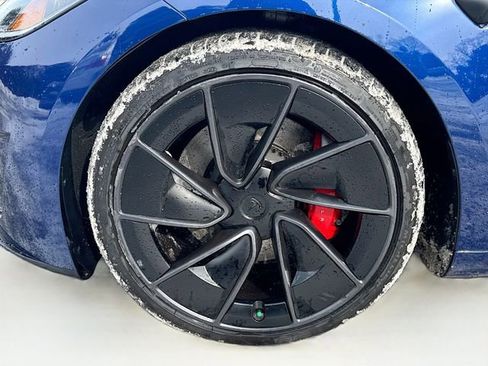 Used 2025 Tesla Model 3 Performance image 31