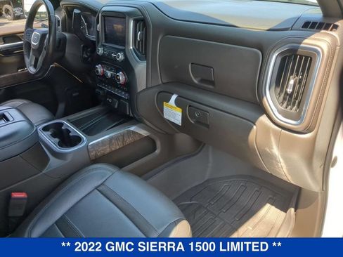 Used 2022 GMC Sierra 1500 Denali w/ Denali Premium Package AWD/4WD image 23
