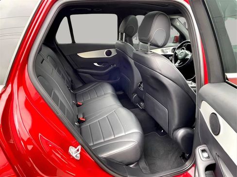 Used 2019 Mercedes-Benz GLC 300 image 21