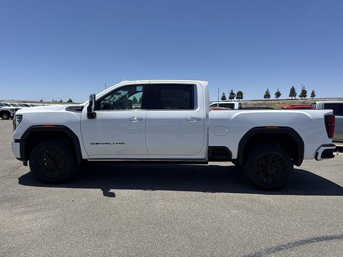 New 2026 GMC Sierra 2500 Denali w/ Denali Reserve Package AWD/4WD image 5