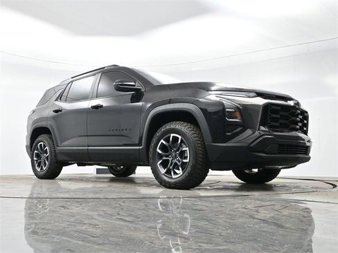 Used 2026 Chevrolet Equinox ACTIV w/ Convenience Package III image 27