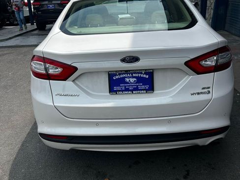 Used 2013 Ford Fusion SE FWD image 5
