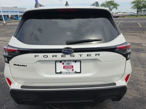Used 2025 Subaru Forester Premium AWD/4WD image 7