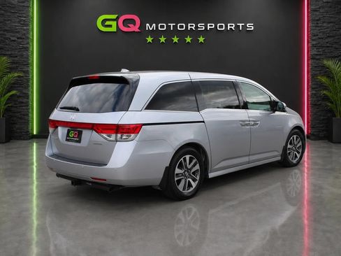 Used 2016 Honda Odyssey Touring image 8