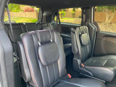 Used 2019 Dodge Grand Caravan GT FWD image 45
